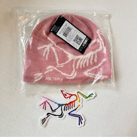 Arc'teryx Accessories - NWT! Arc'teryx
Bird Head Toque Beanie
